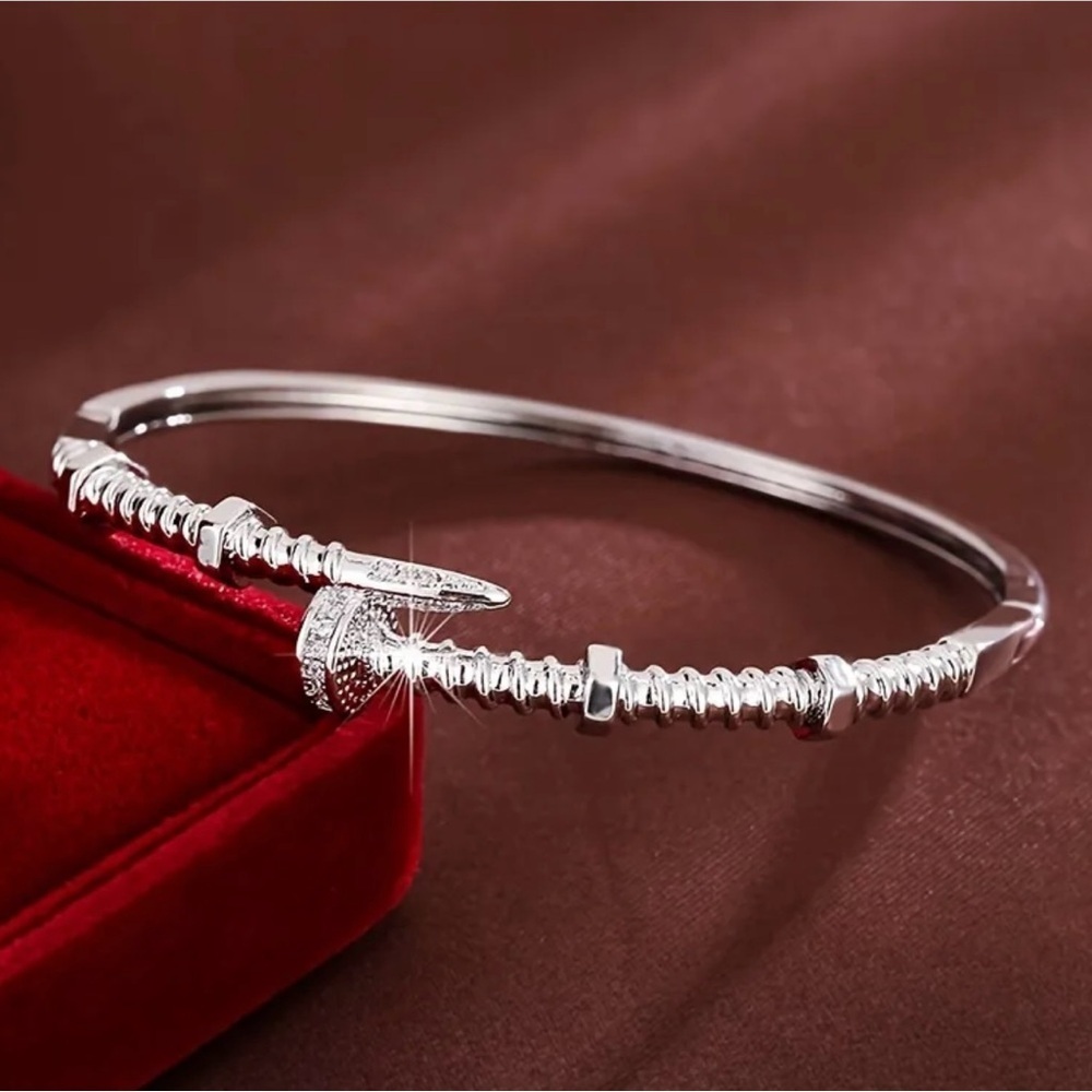 Silver Nail Design Bracelet with Cubic Zirconia Elegant Silver Bangle bracelet